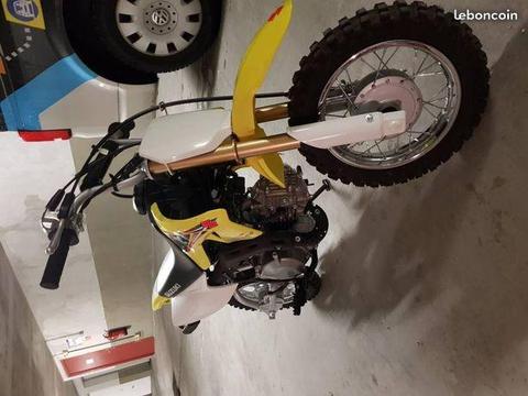 suzuki 70 drz neuf