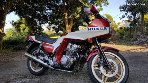 Moto 900 bol d'or F2 de 1982 collection