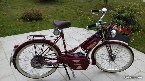 CYCLOMOTEUR DE COLLECTION LA ROULANTE