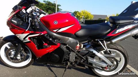 YAMAHA yzf R6 2