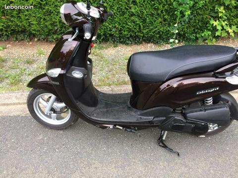 SCOOTER YAMAHA 125 410 Km année 2017