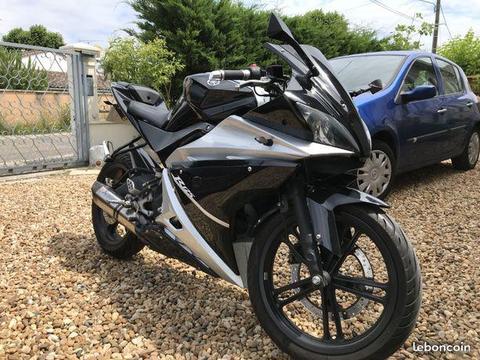 Yamaha YZF R125