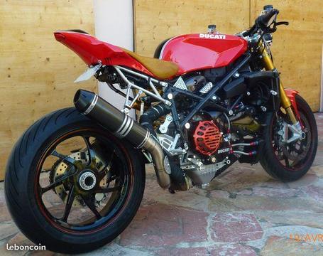 Prepa Ducati 999s avec guidon Rizoma