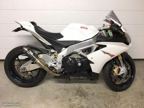 Aprilia RSV4 R aprc