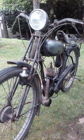 Moto de collection 100 cm3 2 vitesses de 1933