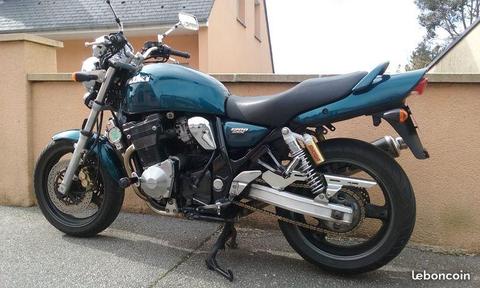 Suzuki 1200 gsx inazuma