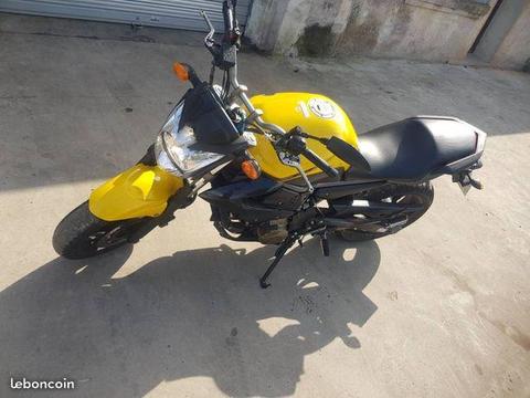 yamaha xj6