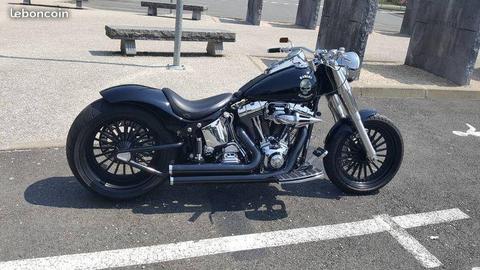 HARLEY DAVIDSON