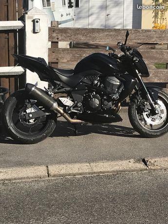 KAWA Z750 BLACK 12.300 KMS ÉQUIPÉ RÉVISÉ