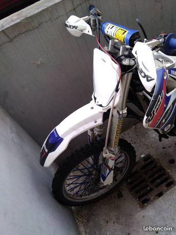 YAMAHA YZF 450