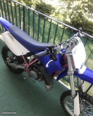 Yz