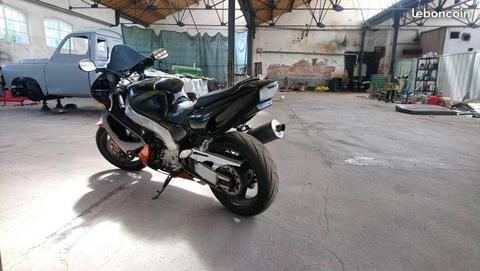 1000 yzf
