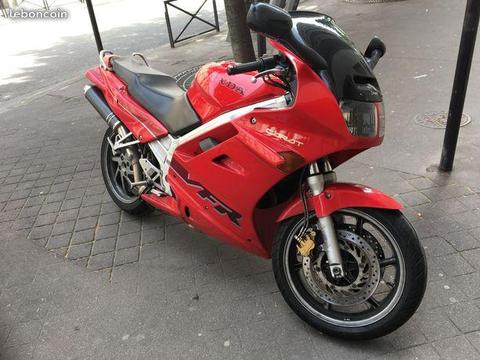 VFR 750 RC 36