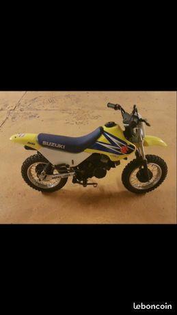 suzuki jr 50 rien a prévoir