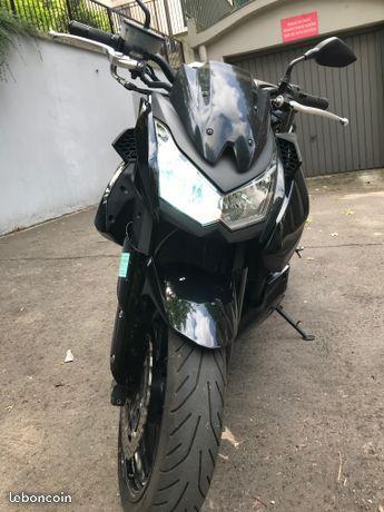 Kawasaki Z1000
