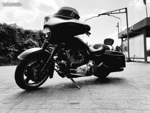 Harley Davidson Street Glide 103