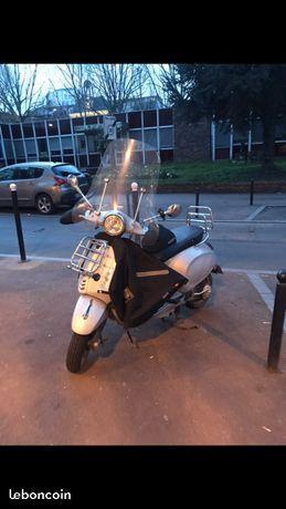 Vespa 50