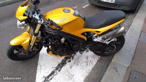 TRIUMPH SPEED TRIPLE 1050 - 2006 - 53700km
