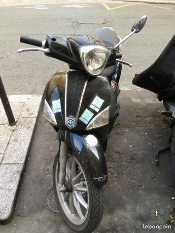 Piaggio Liberty 50 cm3 2T noir
