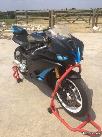 R6 piste avec CG