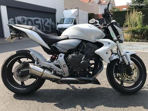 Honda Hornet 600 2011 Blanche