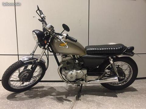 Honda CM 125 café racer