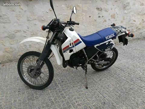 Moto kawasaki 1986 homologuée KMX 125