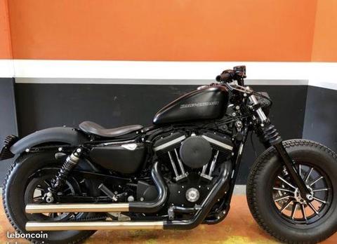 Harley Davidson iron 883