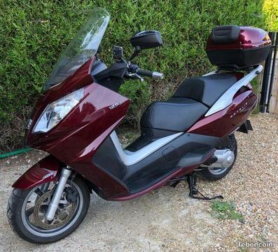 Scooter peugeot satelis 125 exe