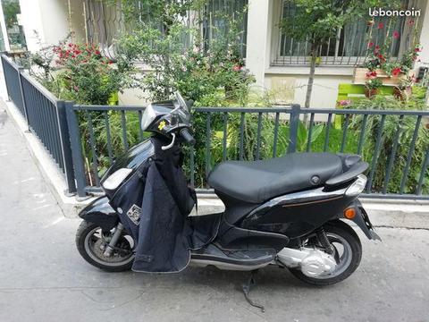 Piaggio fly 50 2T