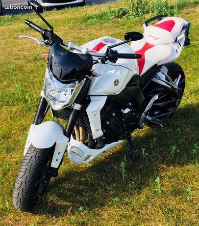 Yamaha FZ1