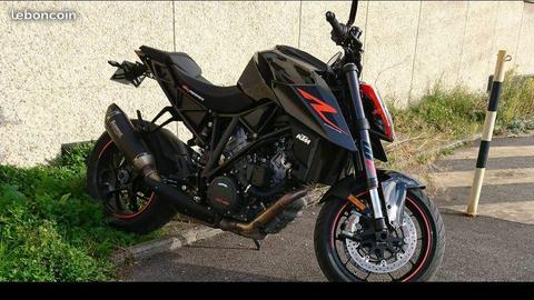 Echange Superduke R 1290