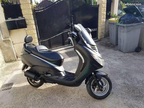 elystar 50 avec moteur 100