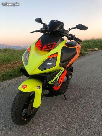 Superbe Derbi GP1 50 avec tous ses papiers