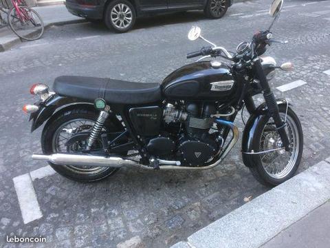 Triumph Bonneville T100 Black 2011