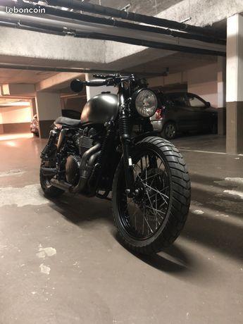 Triumph Bonneville T100 Black