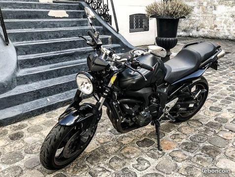 YAMAHA FZ6 S2 2010 Naked - 600 cm3 - 98 ch