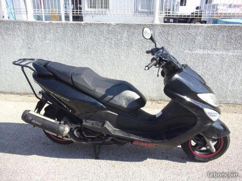 Yamaha Majesty 125
