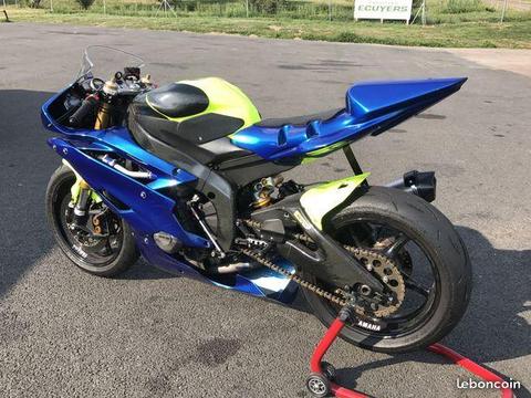 Yamaha YZF R6 piste (avec CG)