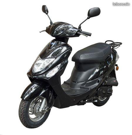 Promo Scooter 50 neuf garanti 4 fois 238Euro(s)