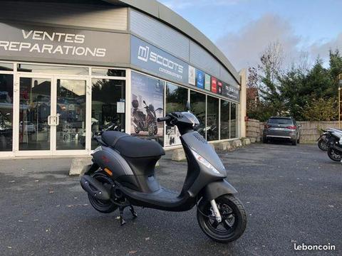 Piaggio ZIP 50 4T IGET e4