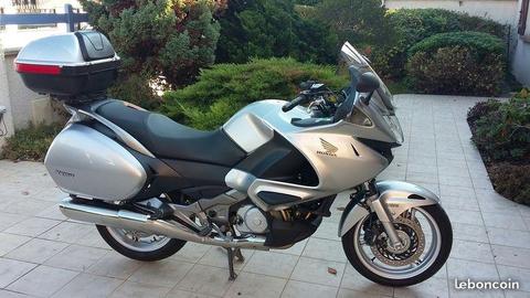 Honda Deauville NT 700 VA - 2900 Kms