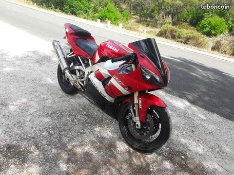 Yamaha R1