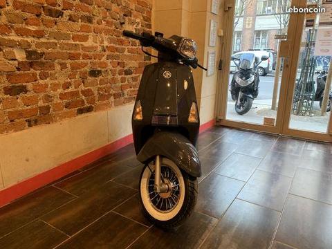 Scooter edition limitee milano grey nardo 2019