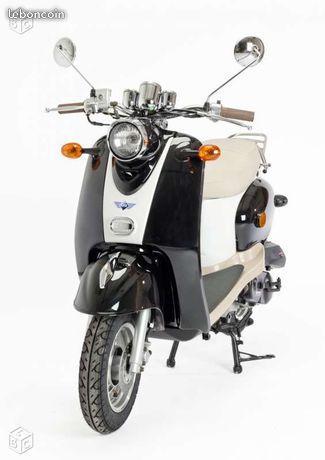 Grosse Promo scooter retro 50 Neuf garanti 2ans