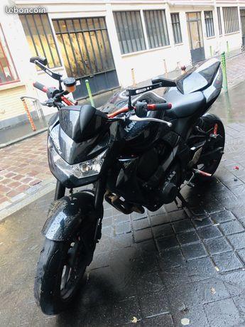 Magnifique Kawasaki z750 full options échange po